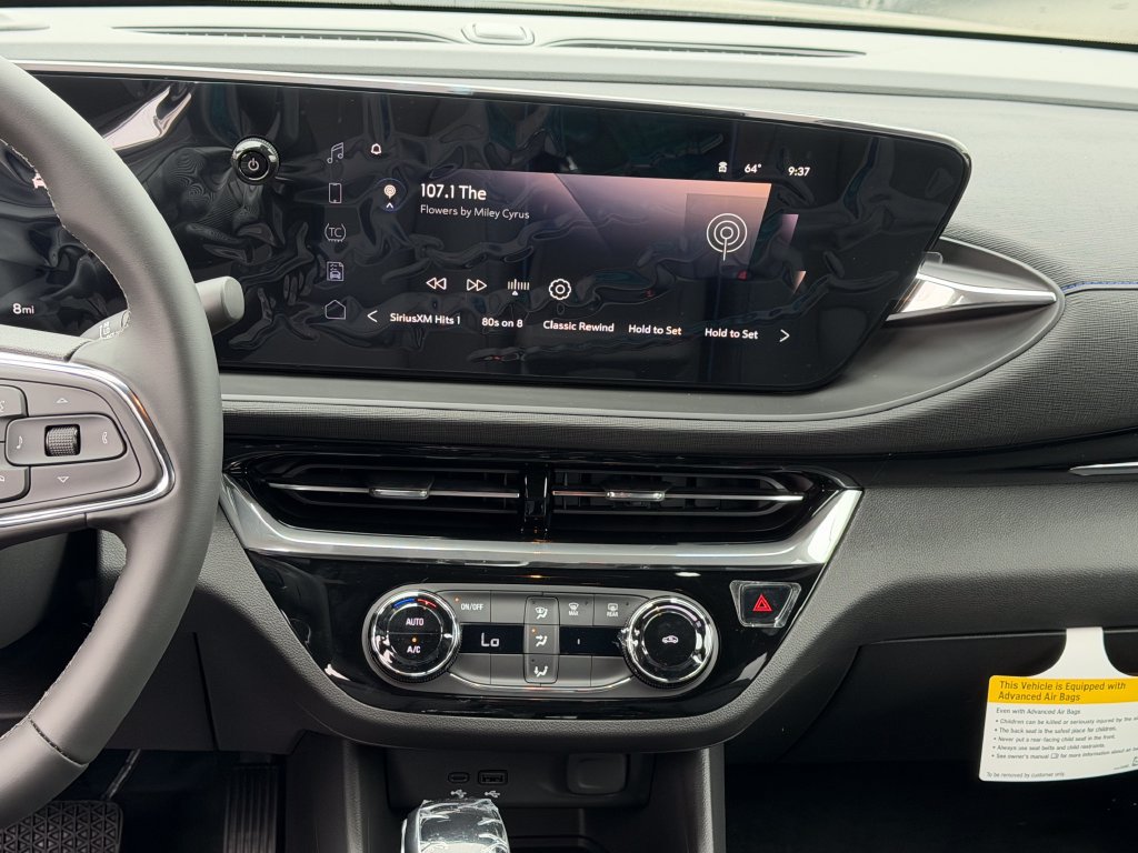 New 2026 Buick Envista Sport Touring FWD image 18