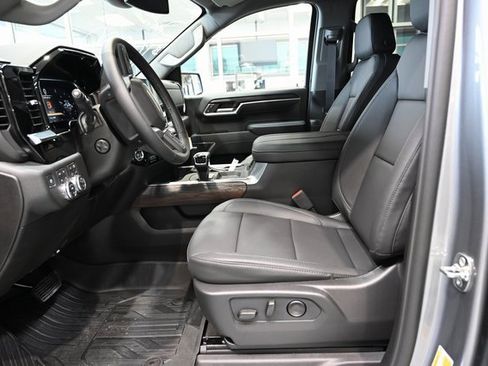 New 2026 GMC Sierra 1500 SLT w/ SLT Premium Plus Package image 12