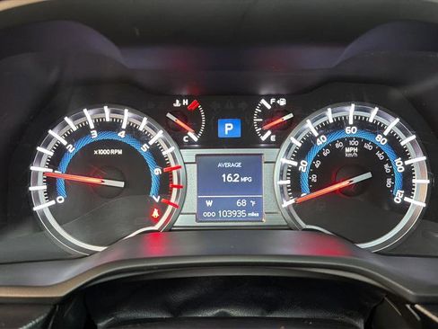 Used 2019 Toyota 4Runner SR5 Premium image 29