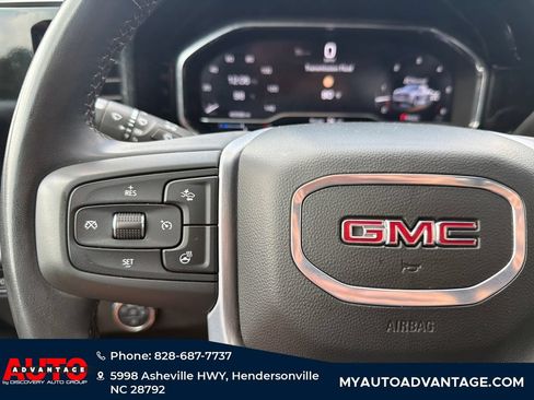 Used 2025 GMC Sierra 1500 SLT AWD/4WD image 21