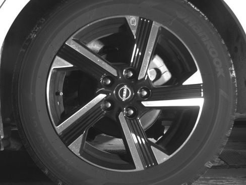 Used 2025 Nissan Sentra SV image 14