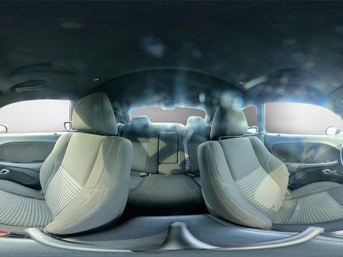 Used 2023 Dodge Challenger SXT image 33