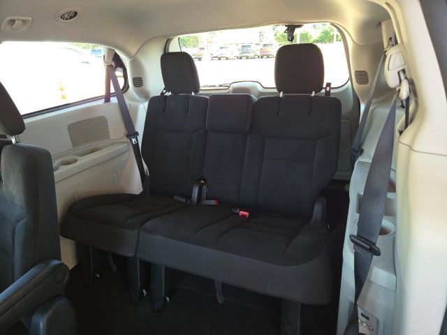 Used 2017 Dodge Grand Caravan SE w/ Power Window Group FWD image 20