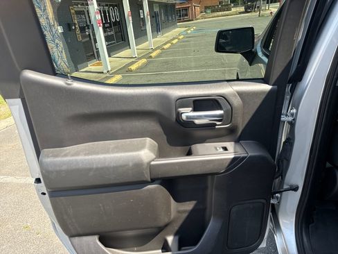Used 2019 Chevrolet Silverado 1500 LT w/ All-Star Edition AWD/4WD image 35