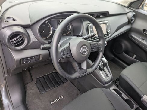 Certified 2025 Nissan Kicks Play S image 15