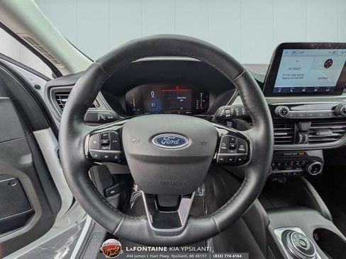 Used 2024 Ford Escape Active AWD/4WD image 37