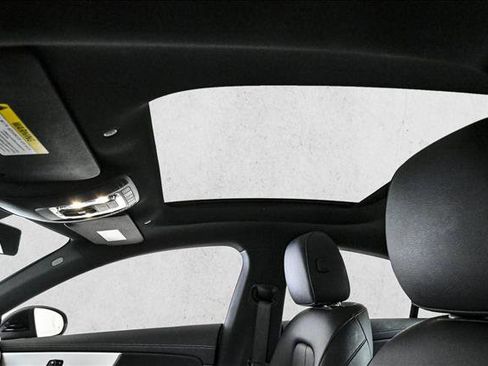 Certified 2025 Mercedes-Benz CLA 250 4MATIC image 17