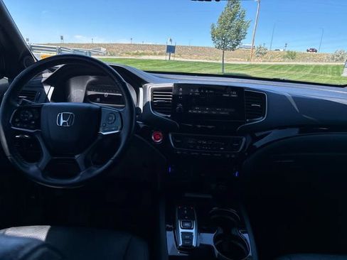 Used 2020 Honda Pilot Black Edition image 12