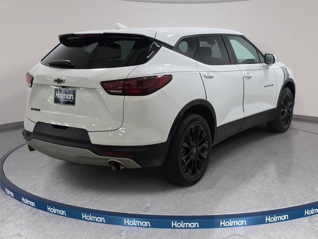 Used 2023 Chevrolet Blazer LT w/ LPO, Black Sport Package FWD image 6