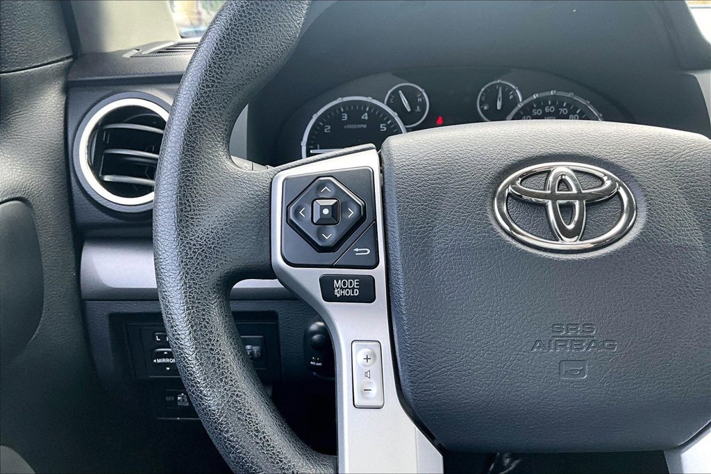Used 2017 Toyota Tundra SR5 w/ SR5 Upgrade Package AWD/4WD image 24