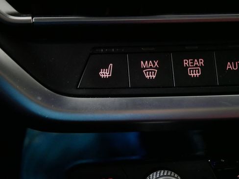 Used 2023 BMW X4 M40i AWD/4WD image 31