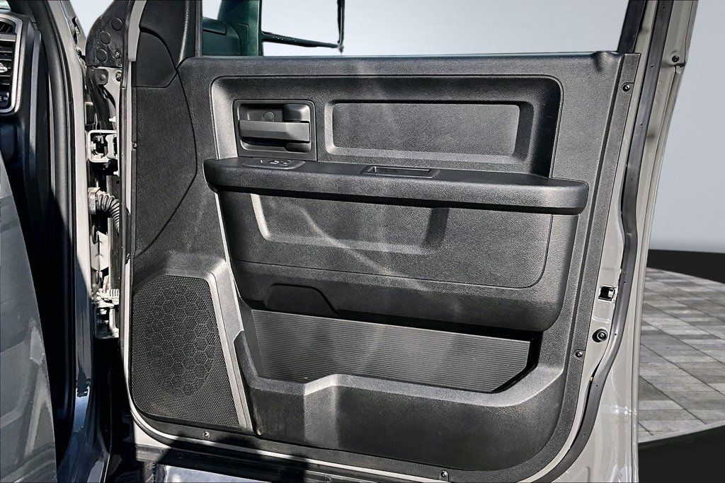 Used 2026 RAM 2500 Warlock AWD/4WD image 15