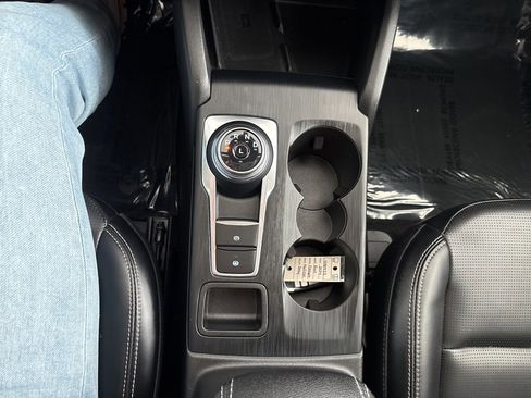 Used 2024 Ford Escape Platinum image 18