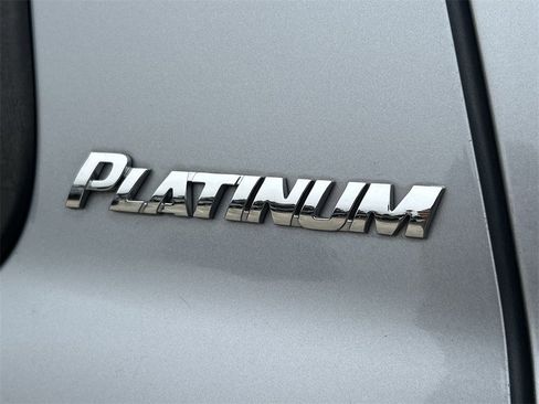 Used 2015 Toyota Sequoia Platinum image 11