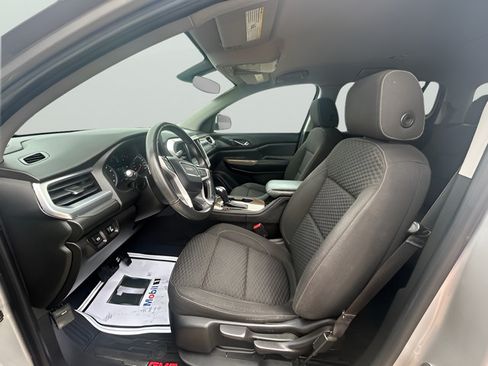 Used 2017 GMC Acadia SLE FWD image 9