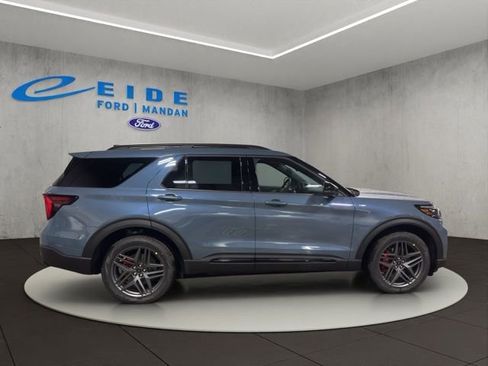 New 2026 Ford Explorer ST-Line AWD/4WD image 8