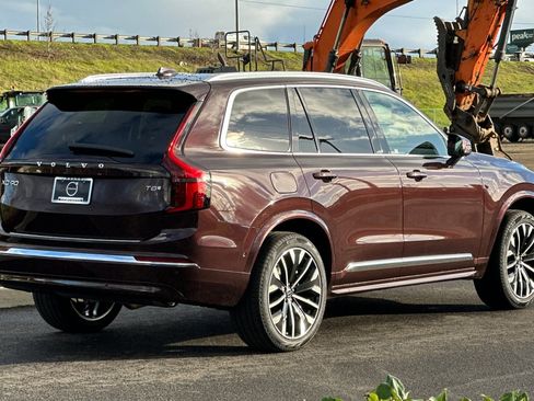 New 2026 Volvo XC90 T8 Ultra w/ Protection Package Premier AWD/4WD image 3