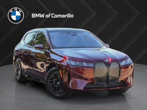 New 2026 BMW iX xDrive60 w/ Premium Package image 1