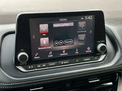 Used 2021 Nissan Rogue SV w/ Premium Package image 29