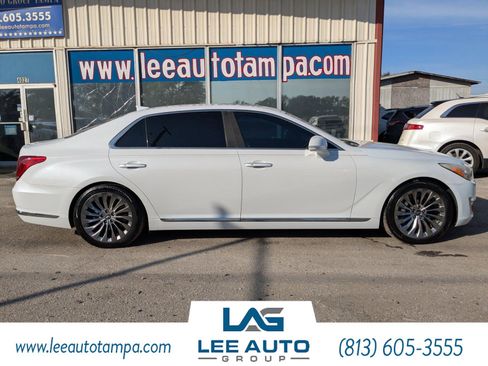 Used 2018 Genesis G90 5.0 Ultimate image 2
