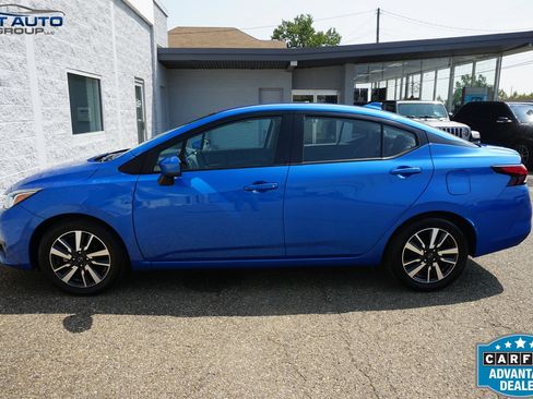 Used 2024 Nissan Versa SV FWD image 13