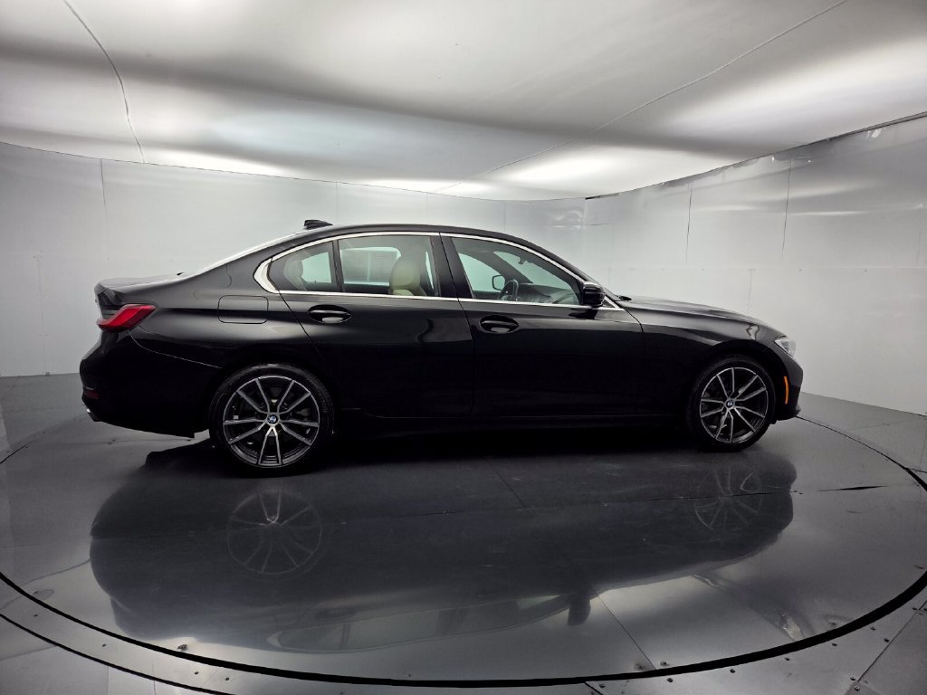 Used 2021 BMW 330i Sedan w/ Convenience Package RWD image 13