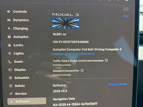 Used 2024 Tesla Model 3 Performance AWD/4WD image 9