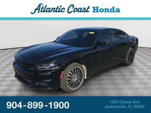 Used 2021 Dodge Charger SXT RWD image 1