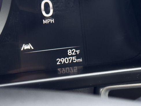 Used 2023 Hyundai Elantra SEL FWD image 2