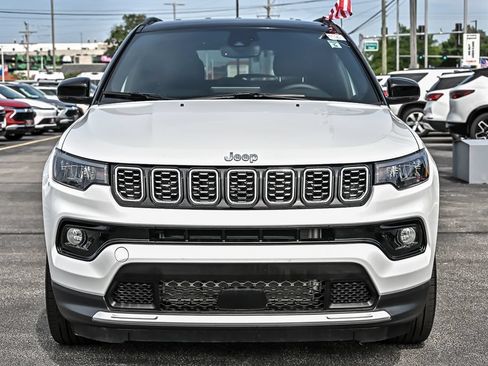Used 2024 Jeep Compass Limited AWD/4WD image 5