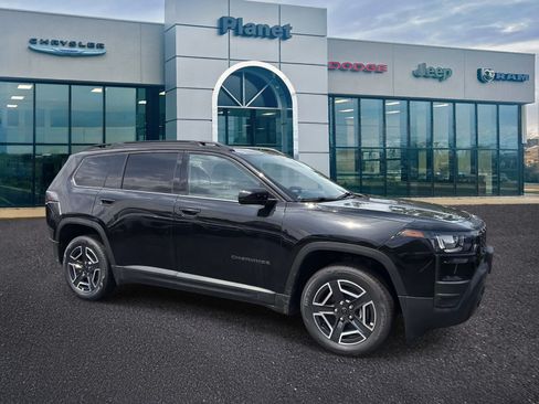 New 2026 Jeep Cherokee Laredo AWD/4WD image 1