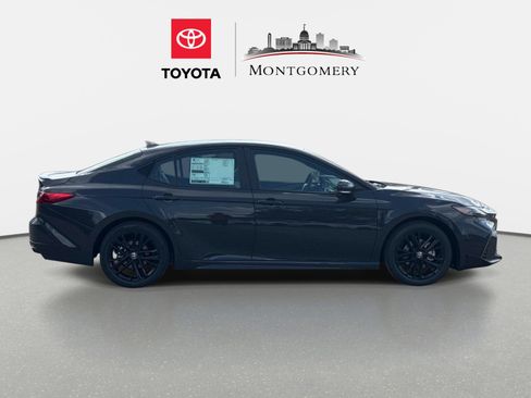 New 2026 Toyota Camry SE FWD image 31