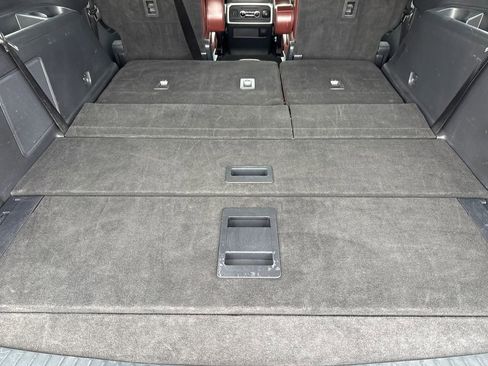 Used 2024 Ford Expedition Max Limited AWD/4WD image 8