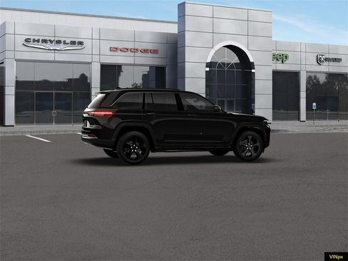 New 2026 Jeep Grand Cherokee Limited w/ Limited Altitude Package image 15