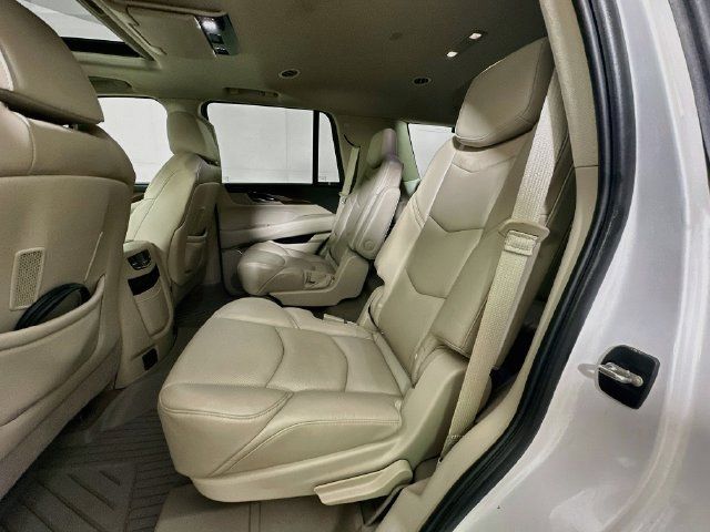Used 2019 Cadillac Escalade Premium Luxury AWD/4WD image 32