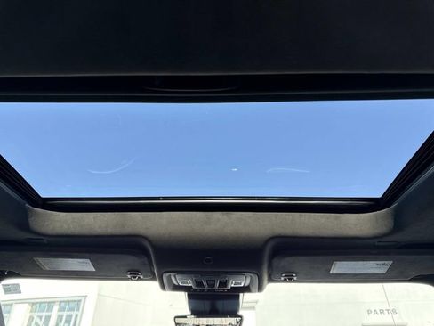 Used 2023 GMC Sierra 1500 AT4X image 18