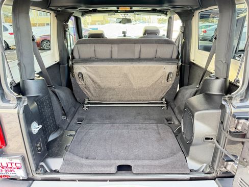 Used 2014 Jeep Wrangler Sahara w/ Connectivity Group image 37