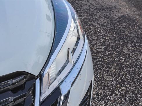 Used 2024 Nissan Kicks SV image 13