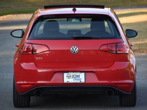 Used 2017 Volkswagen GTI S image 6