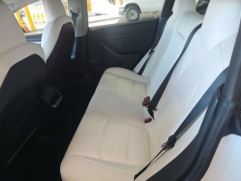 Used 2022 Tesla Model 3 Long Range AWD/4WD image 14