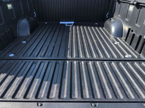 Used 2024 Toyota Tundra Platinum AWD/4WD image 27