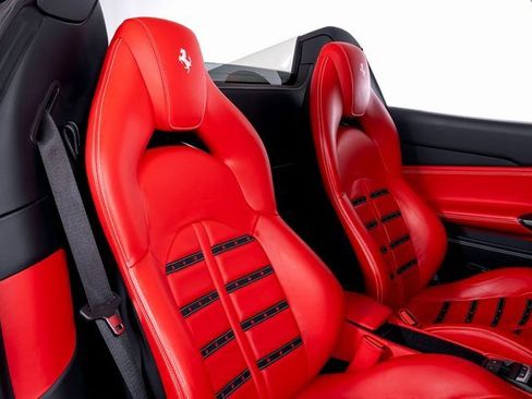 Used 2019 Ferrari 488 Spider image 51