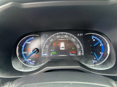 Used 2023 Toyota RAV4 LE AWD/4WD image 28
