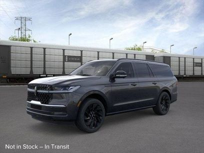 New 2026 Lincoln Navigator L Reserve w/ Jet Appearance Package