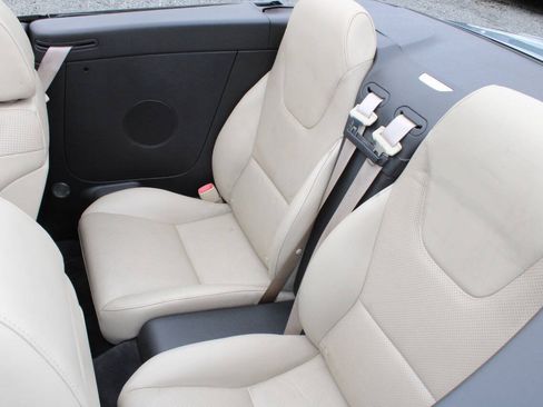 Used 2007 Pontiac G6 GT w/ Premium Package FWD image 25