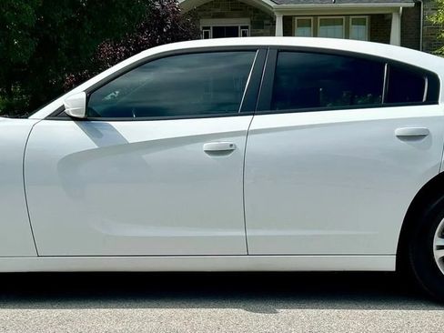Used 2021 Dodge Charger SXT RWD image 4