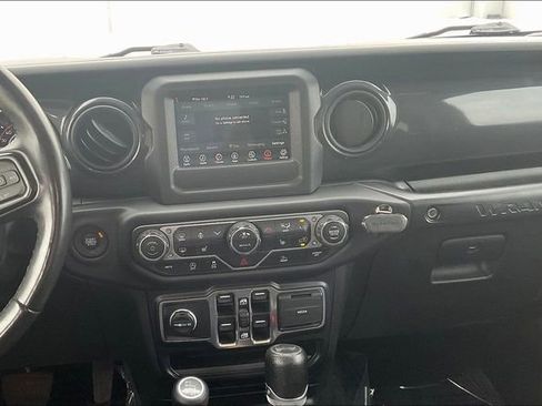 Used 2023 Jeep Wrangler Sport image 6