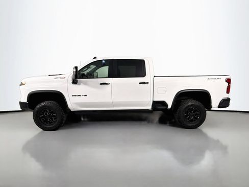Used 2025 Chevrolet Silverado 2500 ZR2 w/ ZR2 Bison Edition AWD/4WD image 4