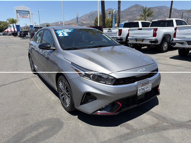 Used 2023 Kia Forte GT-Line w/ GT-Line Premium Package FWD image 2