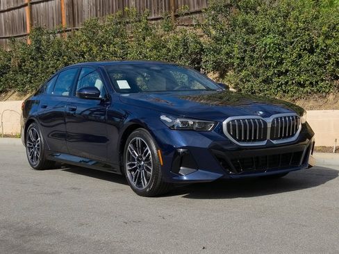 New 2026 BMW 530i w/ M Sport Package image 2